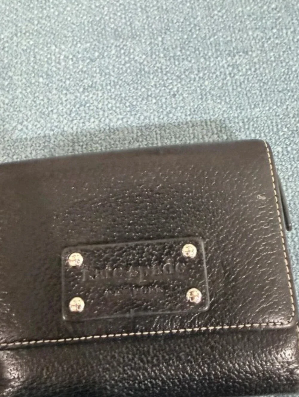 kate spade black leather small zip & snap wallet with gold logo